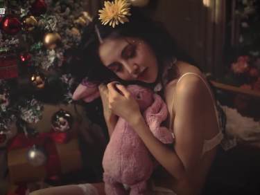 [YALAYI雅拉伊] 视频 2019.01.07 V010《圣诞女皇》凉儿