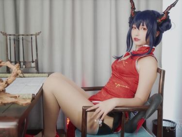 神楽坂真冬 刀ノ語 红色情趣旗袍与白色和服加白色丝袜美腿性感写真