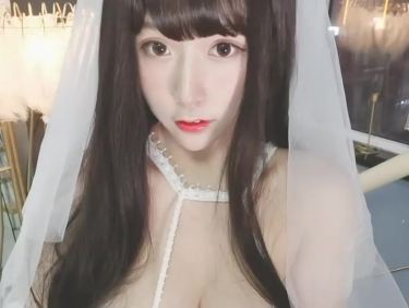 清纯丰满少女 猫九酱Sakura 白色透视情趣婚纱加白色渔网袜性感私房写真